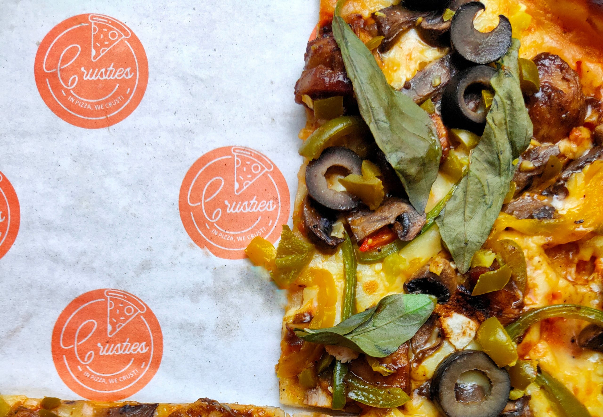 PIZZA LOVERS IN LUCKNOW! HERE’S YOUR CHANCE TO CREATE YOUR OWN PIZZA WITH CRUSTIES Now Lucknow